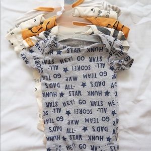 5 Pack Baby Onesies